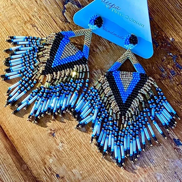 🌺🎉HP🎉🌺 NWT Deepa Gurnani Luxe Beaded Diamond Chandeliers - Picture 15 of 16